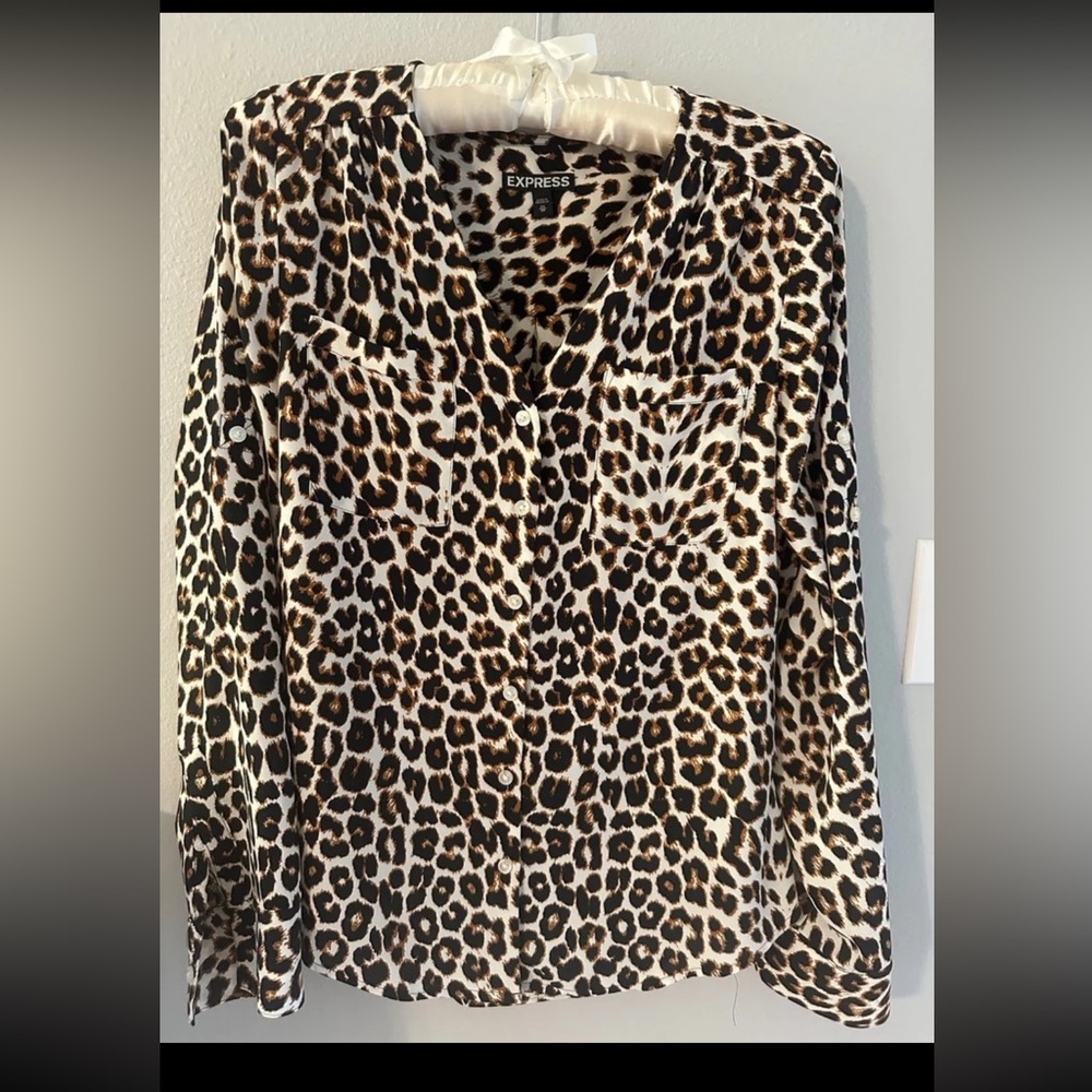 Express leopard shirt size xs